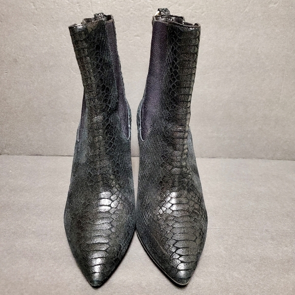 PAIGE Kingston Pull-on Boots - Picture 6 of 11